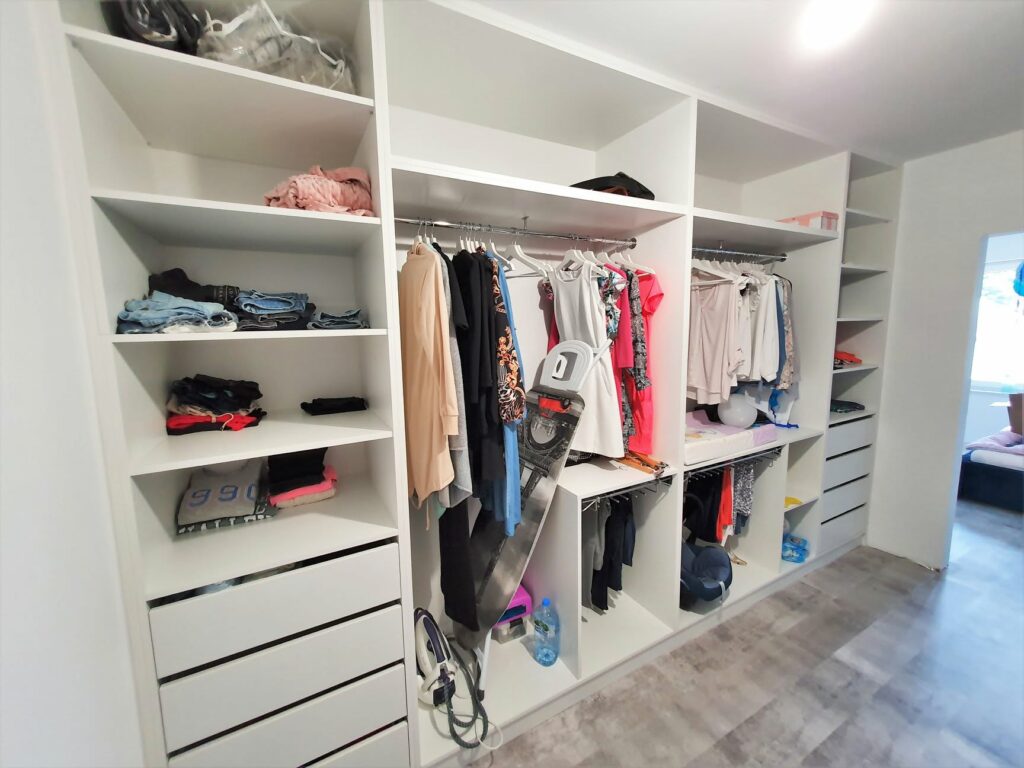 begehbarer kleiderschrank karstaedt