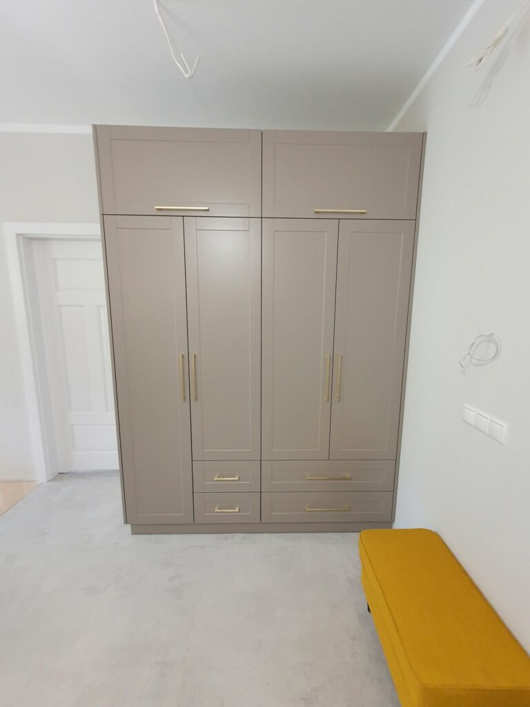 schrank nach mass mit spiegel cottbus