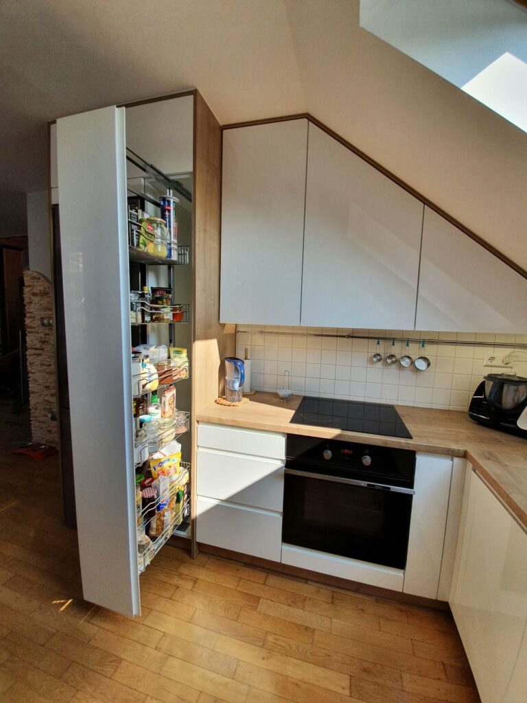 schrank unter der treppe kalbe milde